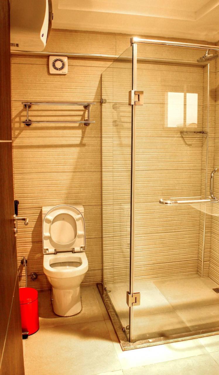 Joshesther Olive Hotel Ikeja Exterior foto
